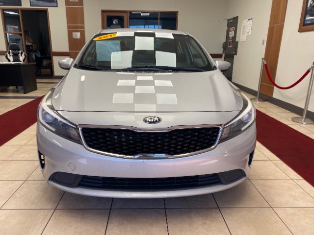Used 2017 Kia Forte LX FWD image 8