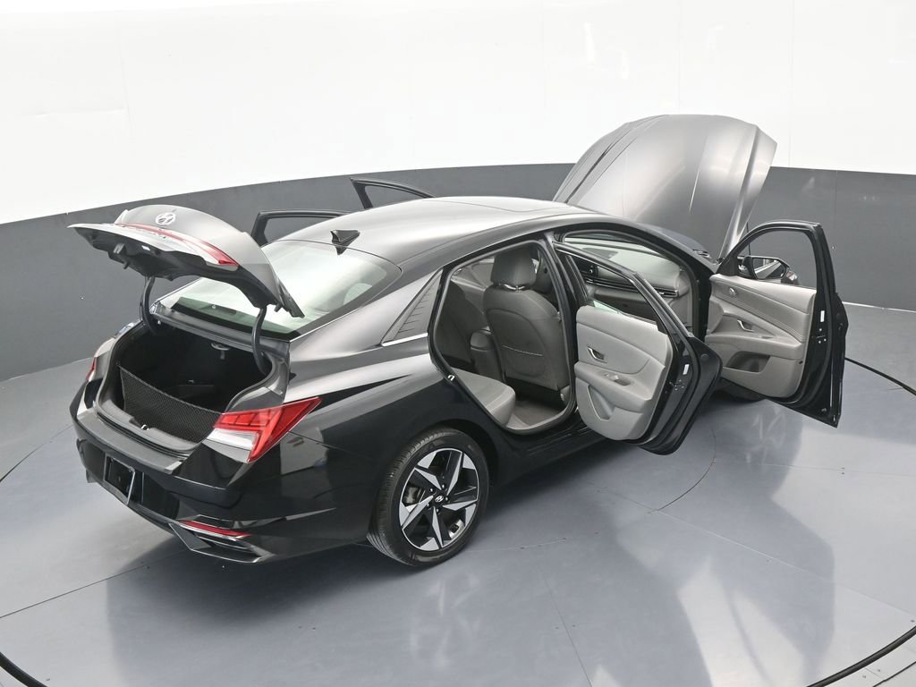 Used 2022 Hyundai Elantra SEL w/ Convenience + Premium Package image 67