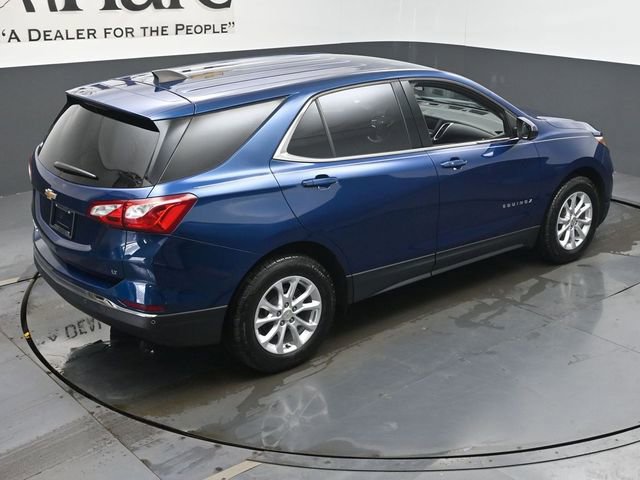 Used 2020 Chevrolet Equinox LT w/ Driver Convenience Package image 39
