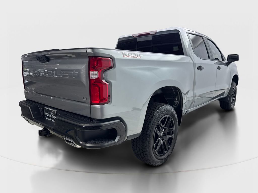Used 2025 Chevrolet Silverado 1500 LT Trail Boss w/ Convenience Package II image 6