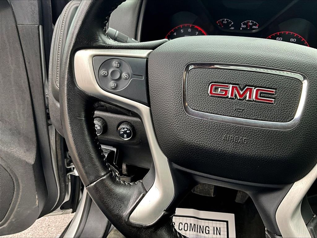 Used 2015 GMC Canyon SLE image 17