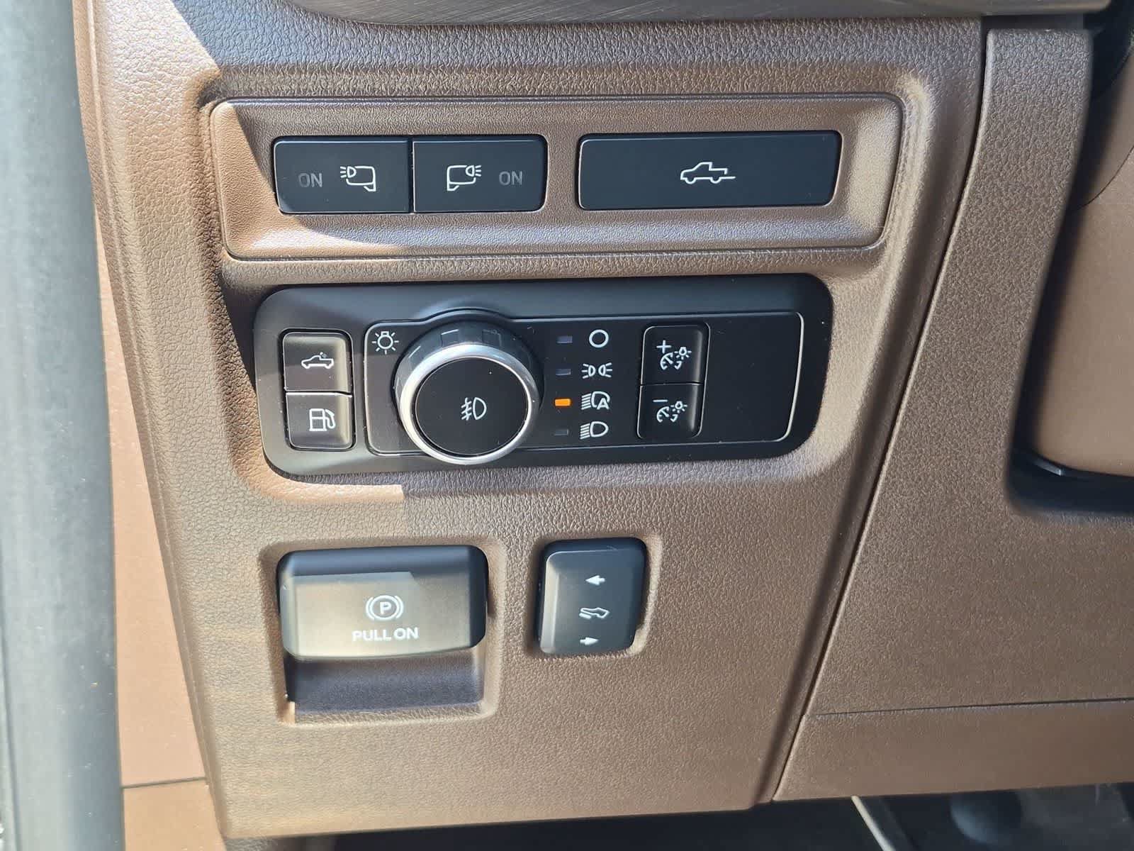 Used 2023 Ford F150 King Ranch w/ Equipment Group 601A High AWD/4WD image 18