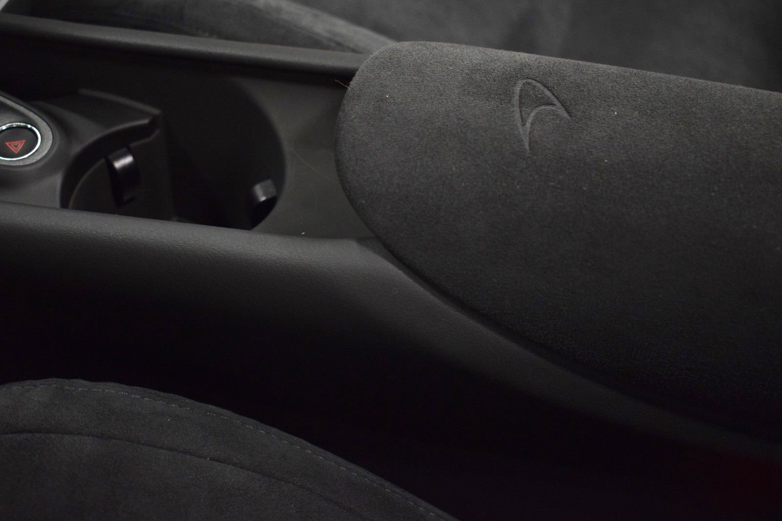 New 2025 McLaren Artura Spider image 27