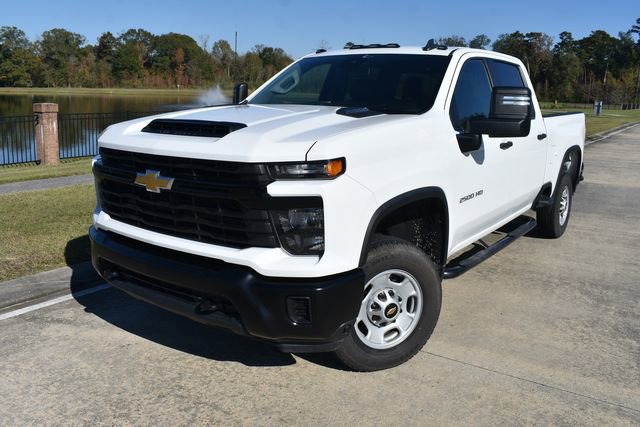 Used 2024 Chevrolet Silverado 2500 W/T image 2