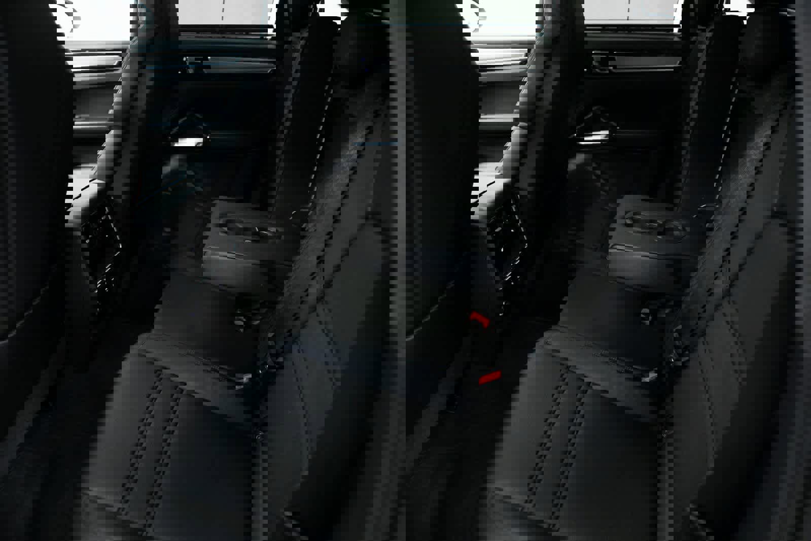 Certified 2022 Porsche Cayenne Turbo image 28