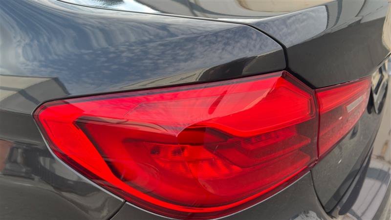 Used 2018 BMW 530e RWD image 13