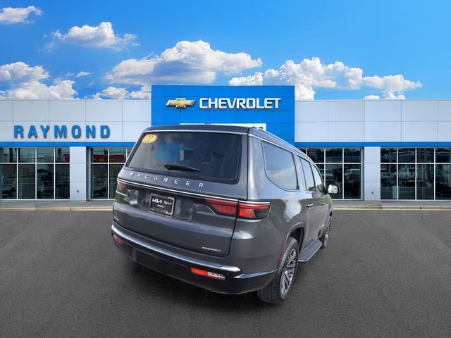 Used 2022 Jeep Wagoneer Series III AWD/4WD image 3