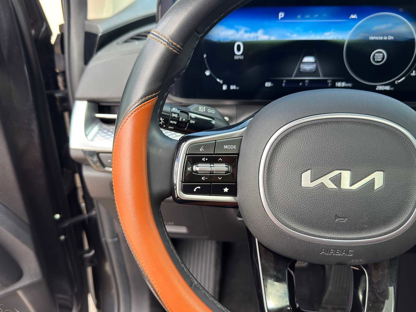 Used 2024 Kia Carnival SX Prestige FWD image 15