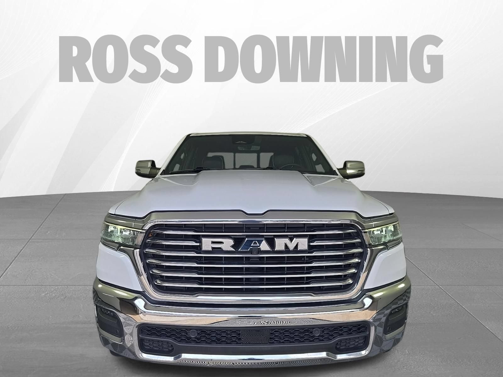 Used 2025 RAM 1500 Laramie AWD/4WD image 2