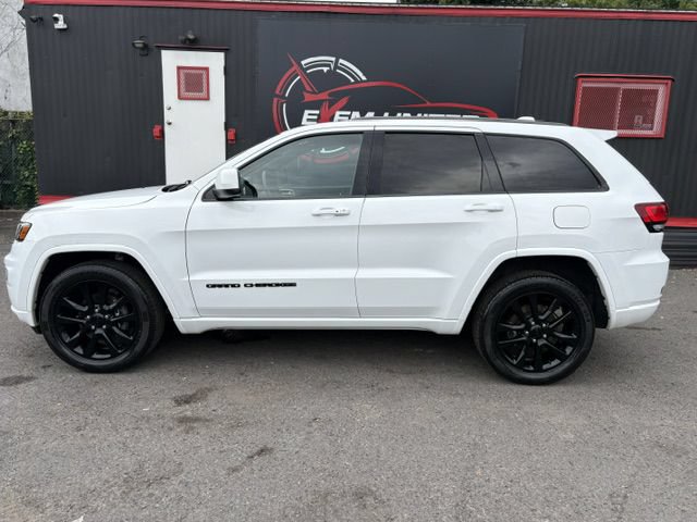 Used 2019 Jeep Grand Cherokee Altitude AWD/4WD image 3