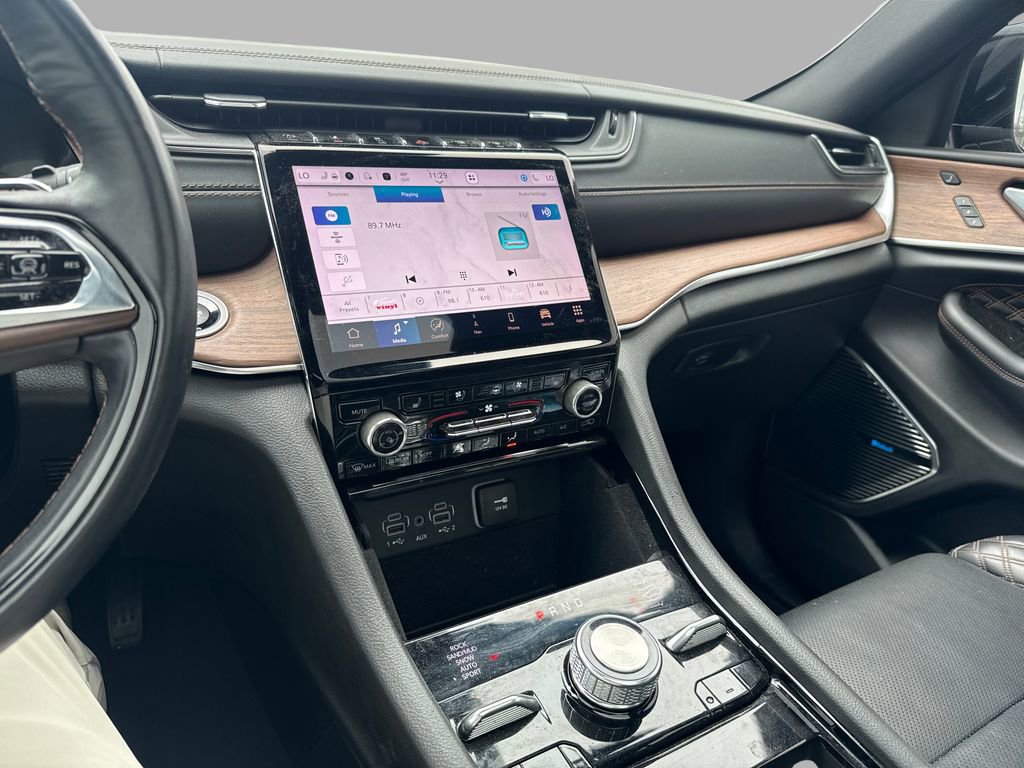 Used 2022 Jeep Grand Cherokee Summit image 22