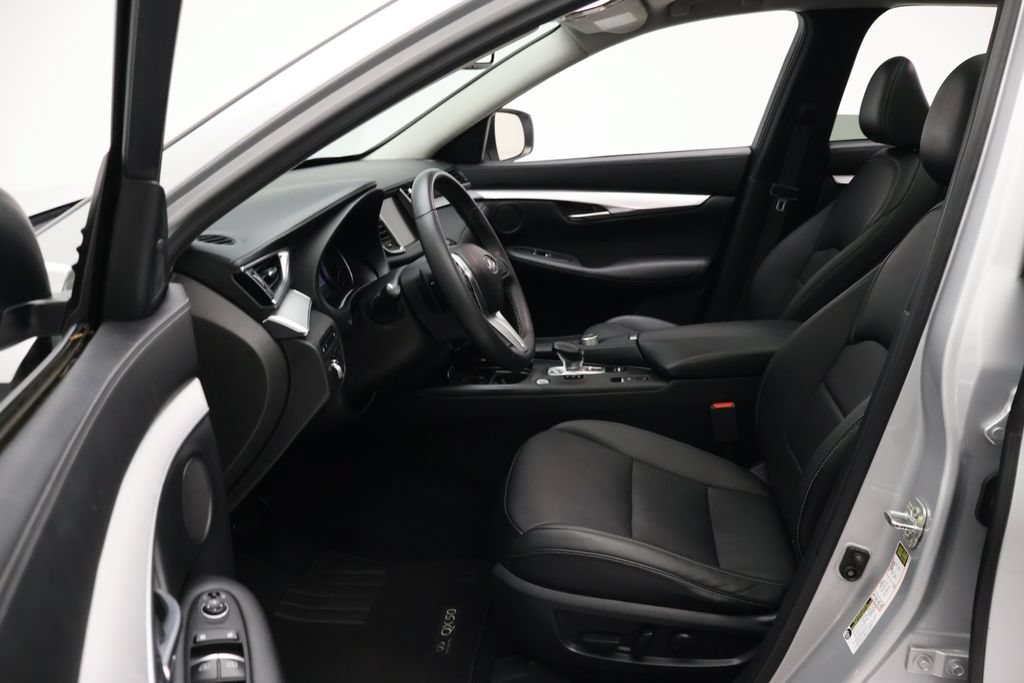 Used 2021 INFINITI QX50 Luxe w/ Cargo Package FWD image 14
