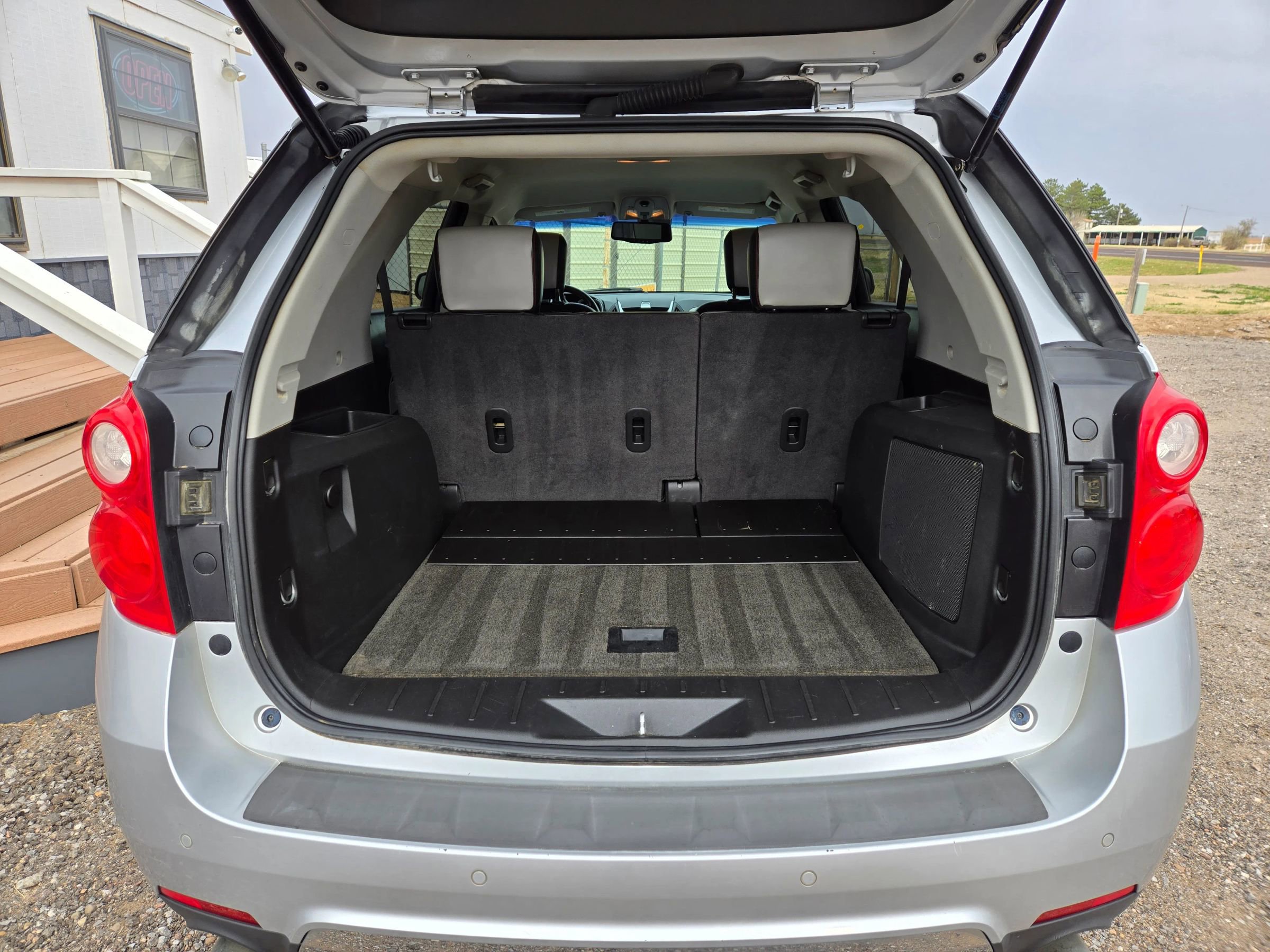 Used 2011 Chevrolet Equinox LTZ w/ LPO, Protection Package image 7