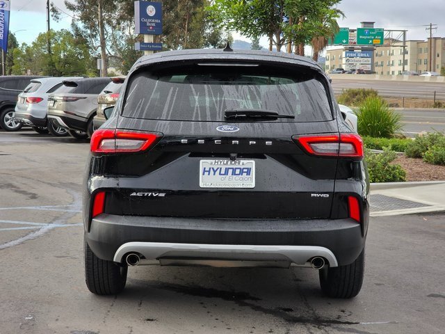 Used 2023 Ford Escape Active image 6