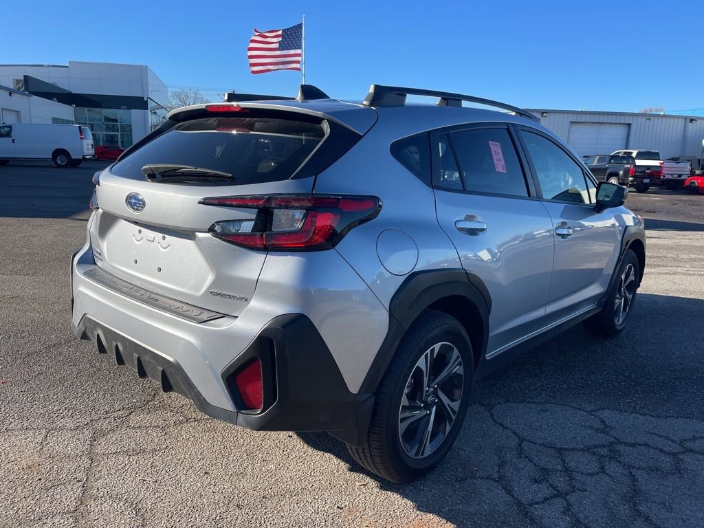Used 2024 Subaru Crosstrek 2.0i Premium w/ Popular Package #4 image 5