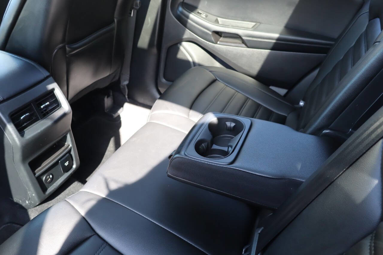 Used 2021 Ford Edge SEL w/ Convenience Package AWD/4WD image 13