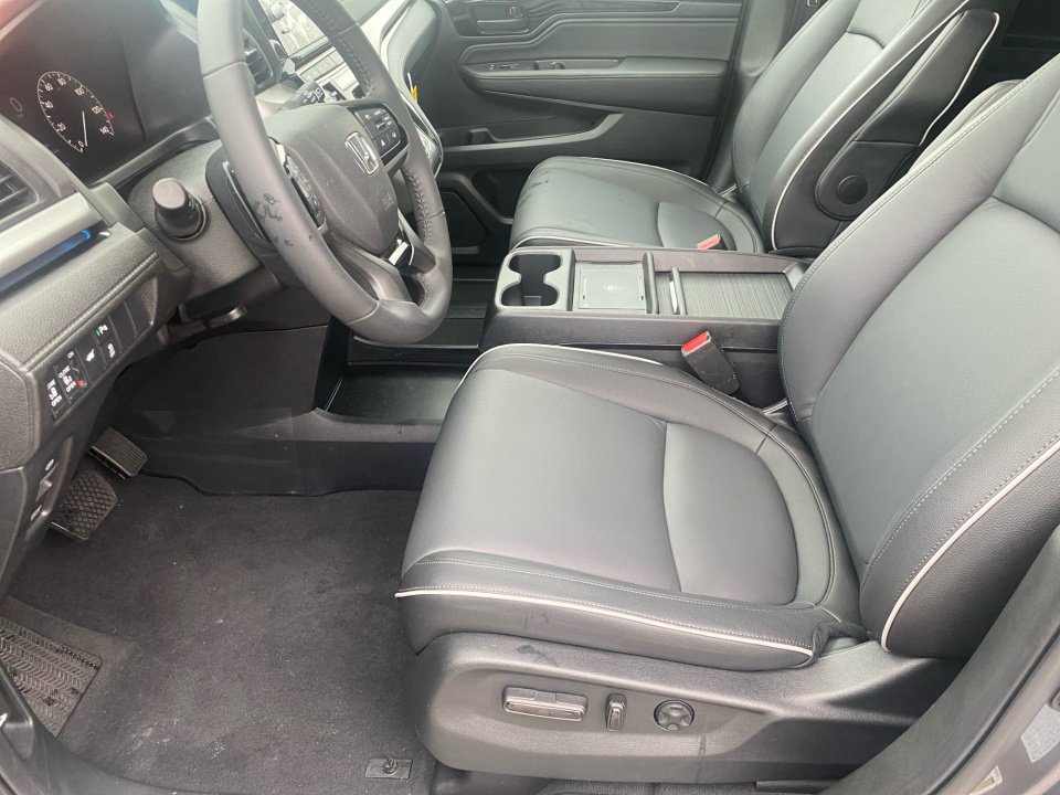 Used 2026 Honda Odyssey Touring image 34