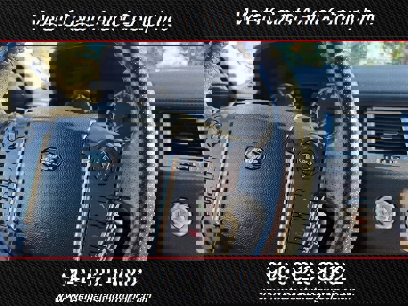 Used 2013 Land Rover Range Rover Sport HSE LUX image 20