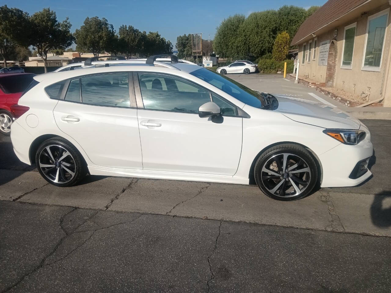 Used 2022 Subaru Impreza 2.0i Sport w/ Popular Package #2 AWD/4WD image 2