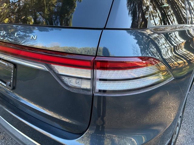 Certified 2022 Lincoln Aviator Reserve w/ Equipment Group 201A image 14