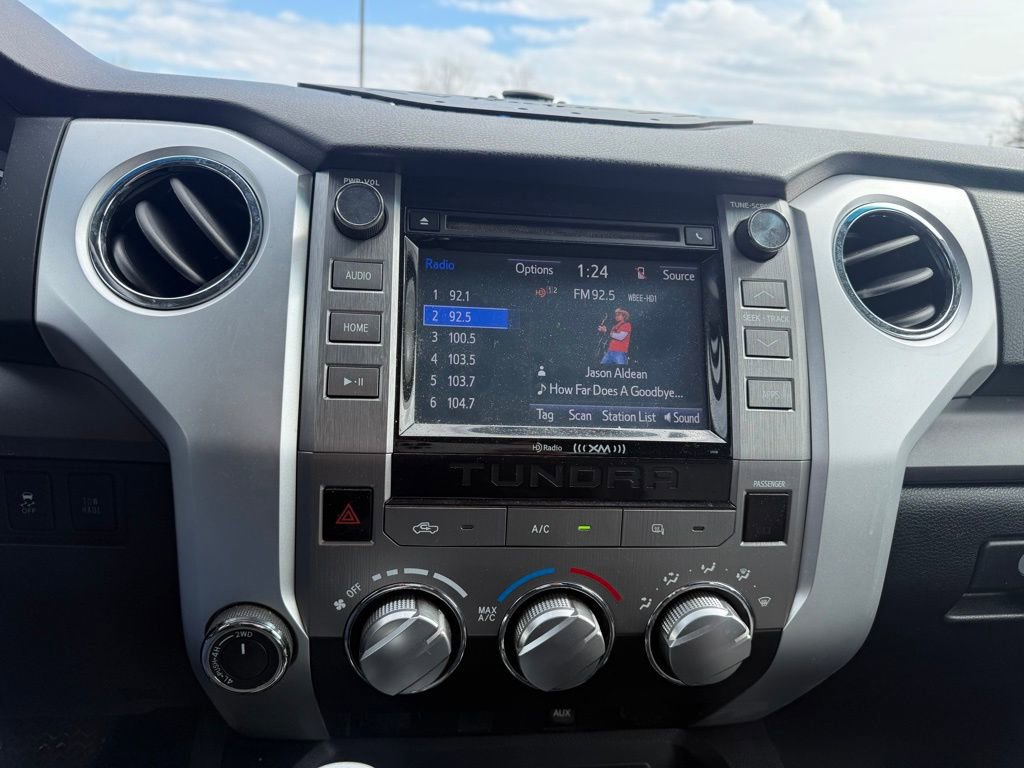 Used 2015 Toyota Tundra SR5 w/ TRD Off Road Package image 9