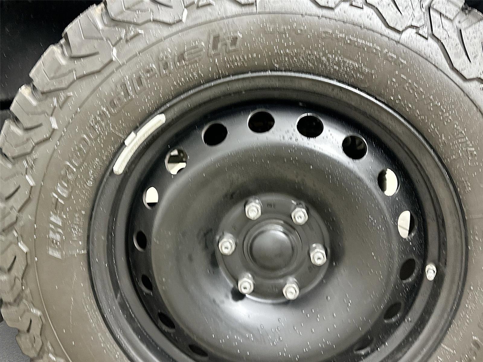 Used 2024 INEOS Grenadier image 11