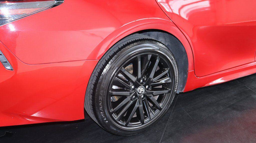 Used 2024 Toyota Camry SE w/ Cold Weather Package FWD image 14