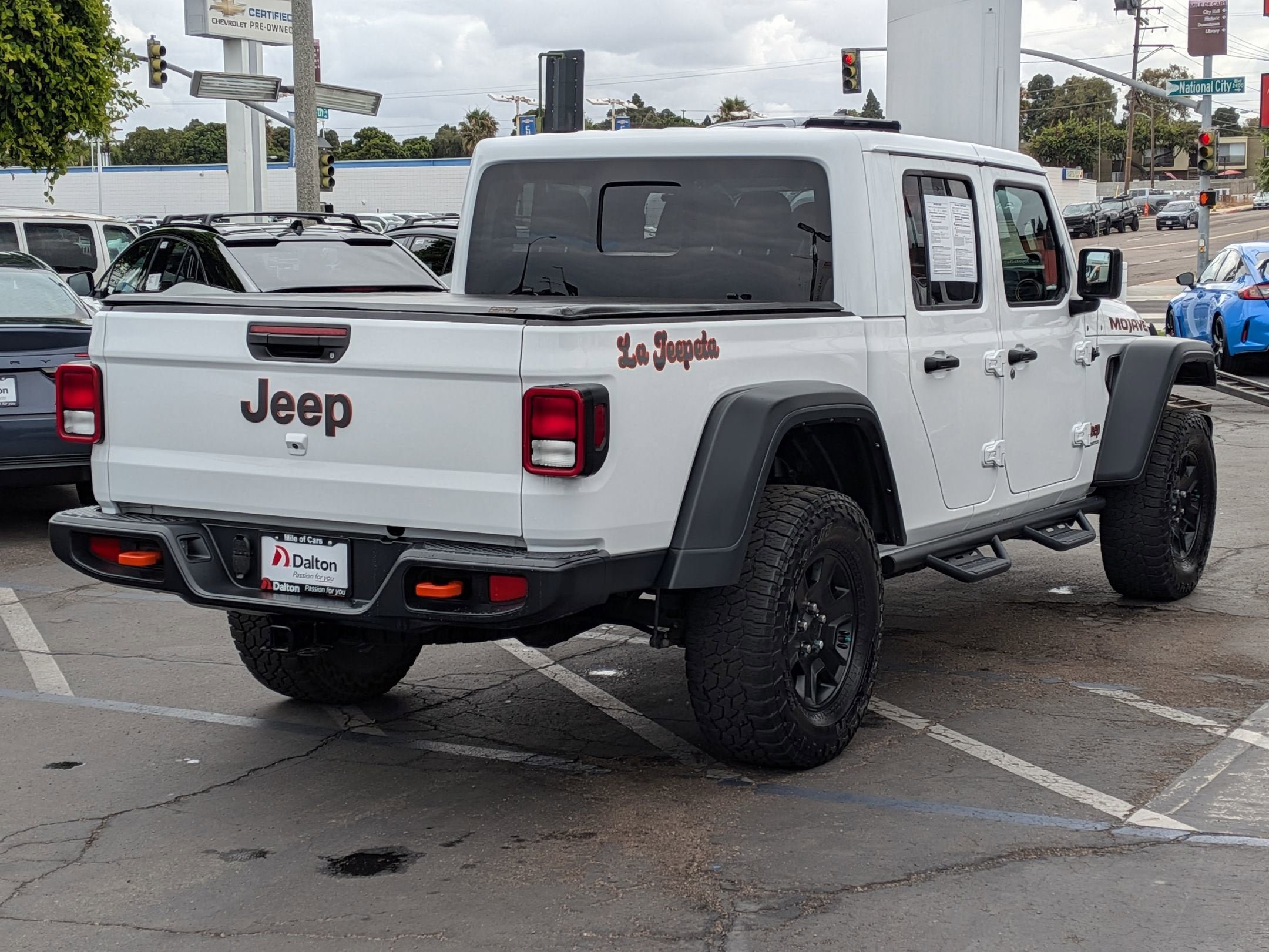 Used 2022 Jeep Gladiator Mojave w/ Trailer Tow Package AWD/4WD image 4