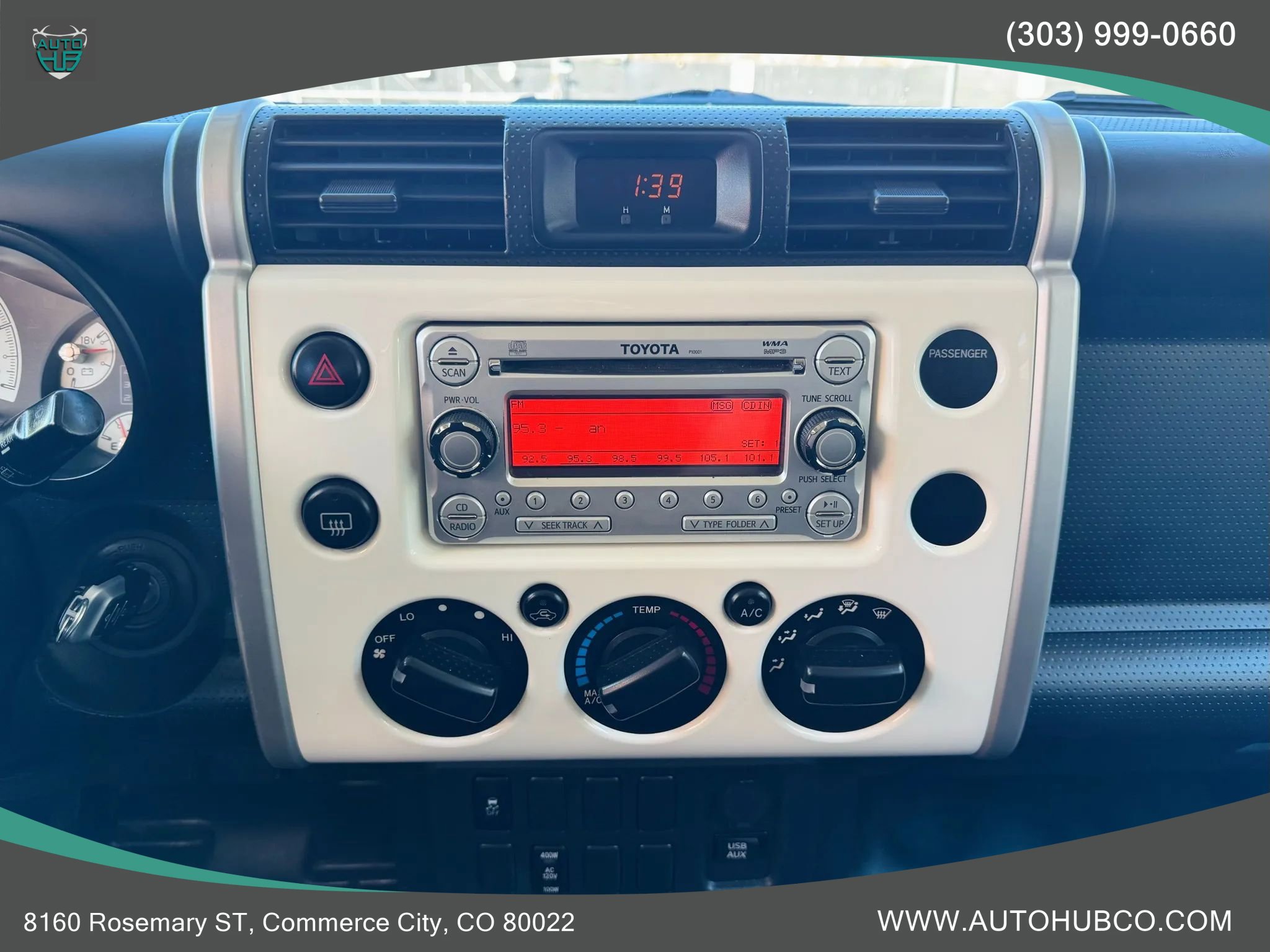 Used 2013 Toyota FJ Cruiser 4WD w/ Convenience Pkg image 16