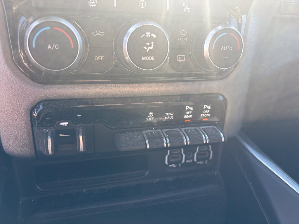 Used 2020 RAM 1500 Big Horn AWD/4WD image 60