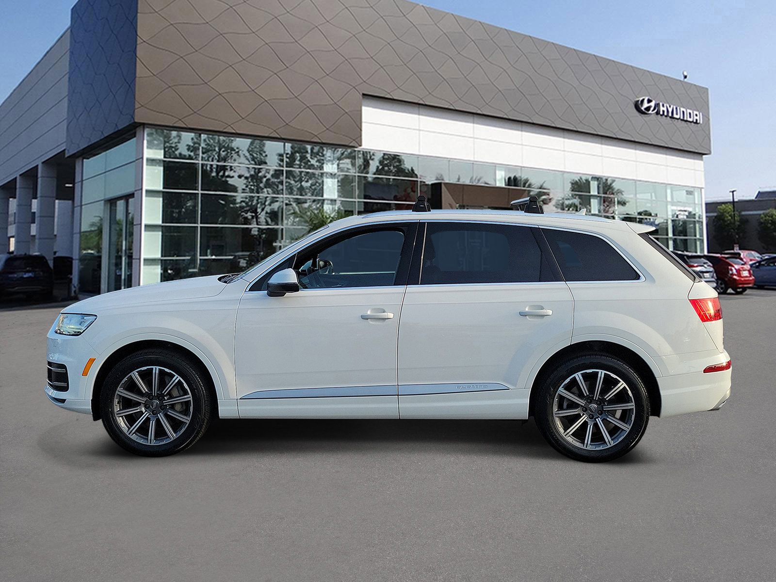 Used 2019 Audi Q7 2.0T Premium Plus w/ Premium Plus Package AWD/4WD image 3