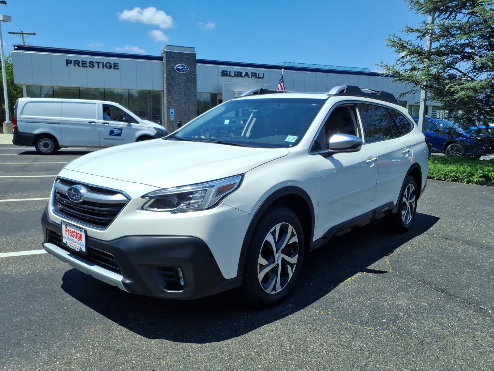 Certified 2022 Subaru Outback Premium AWD/4WD image 5