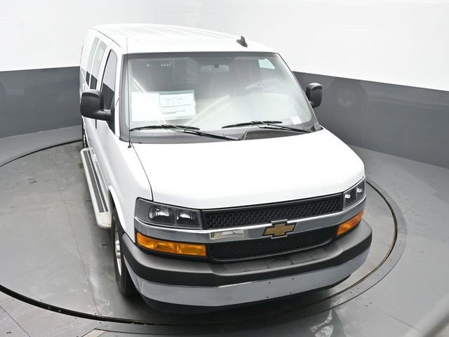Used 2024 Chevrolet Express 2500 w/ Driver Convenience Package image 33