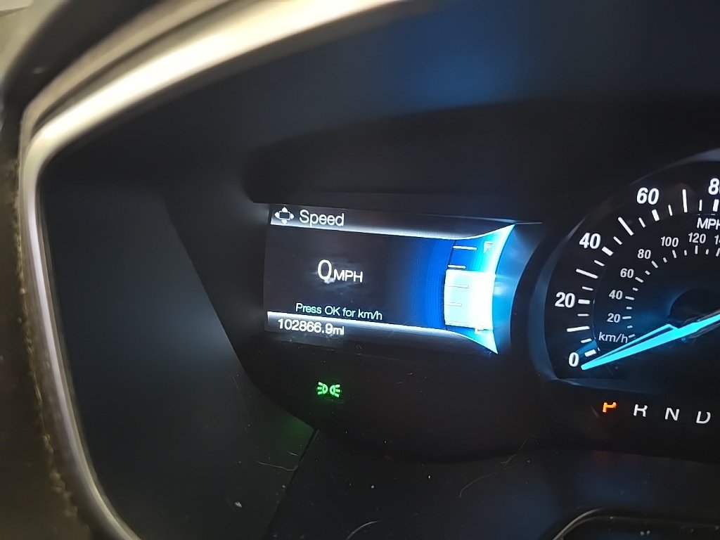 Used 2019 Ford Fusion SE FWD image 5