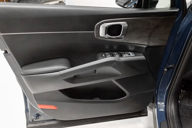 Certified 2025 Kia Sorento X-Line EX image 8