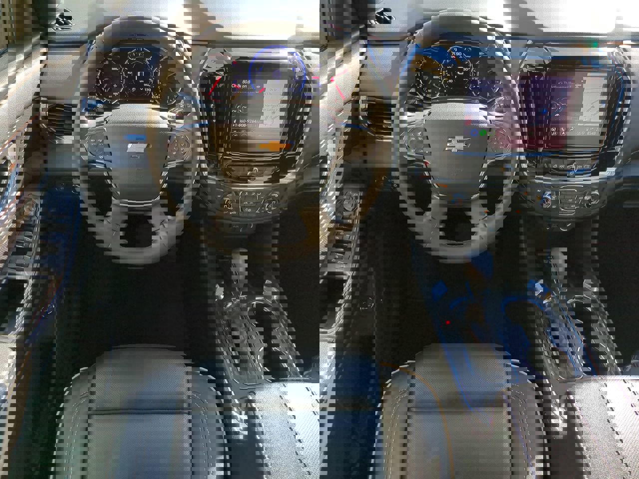 Used 2023 Chevrolet Traverse Premier image 16