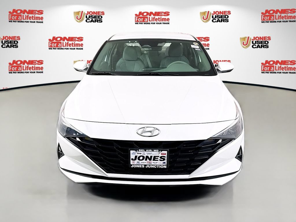 Certified 2022 Hyundai Elantra SE FWD image 11