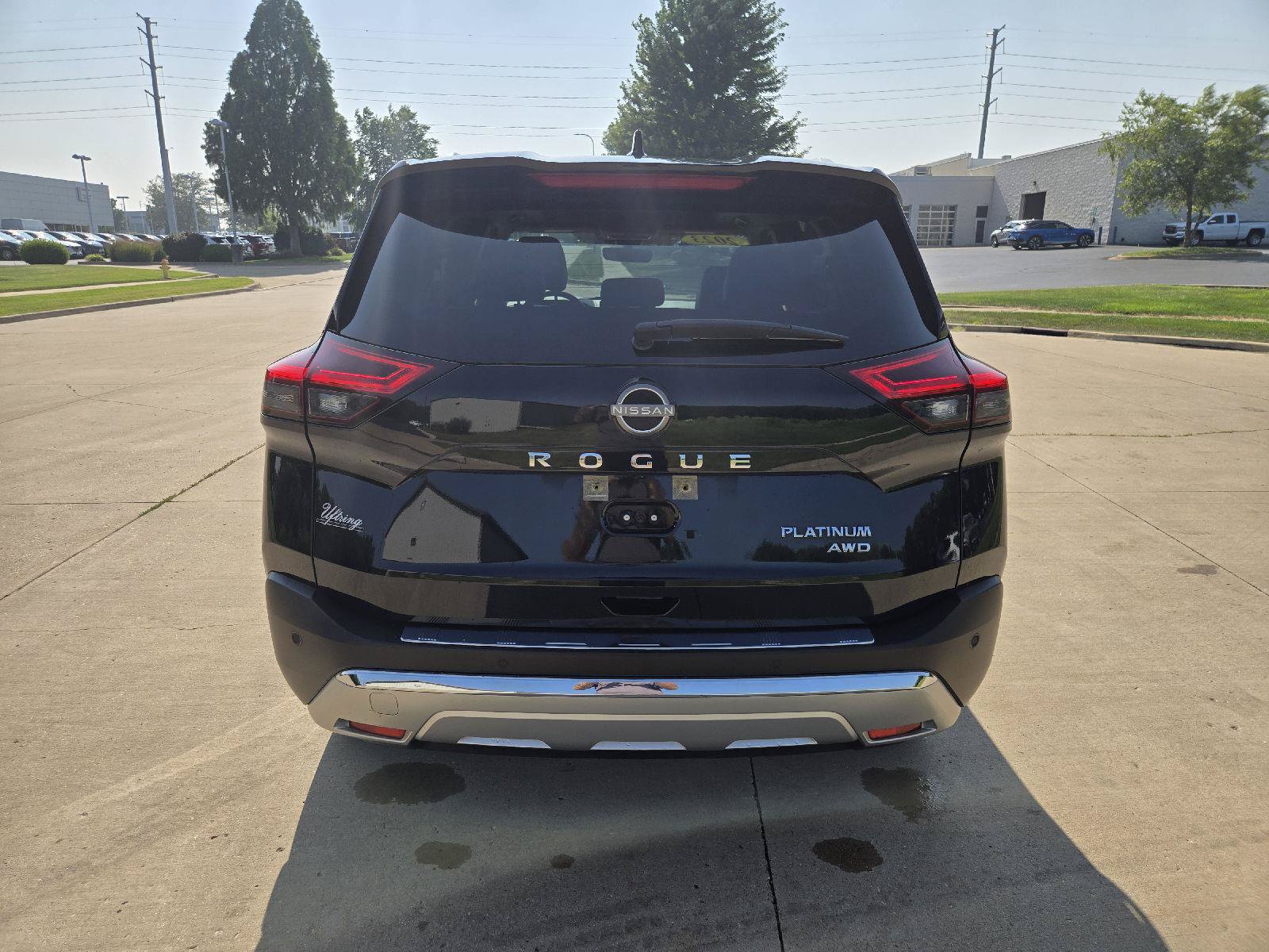 Used 2023 Nissan Rogue Platinum w/ Platinum Premium Package AWD/4WD image 8