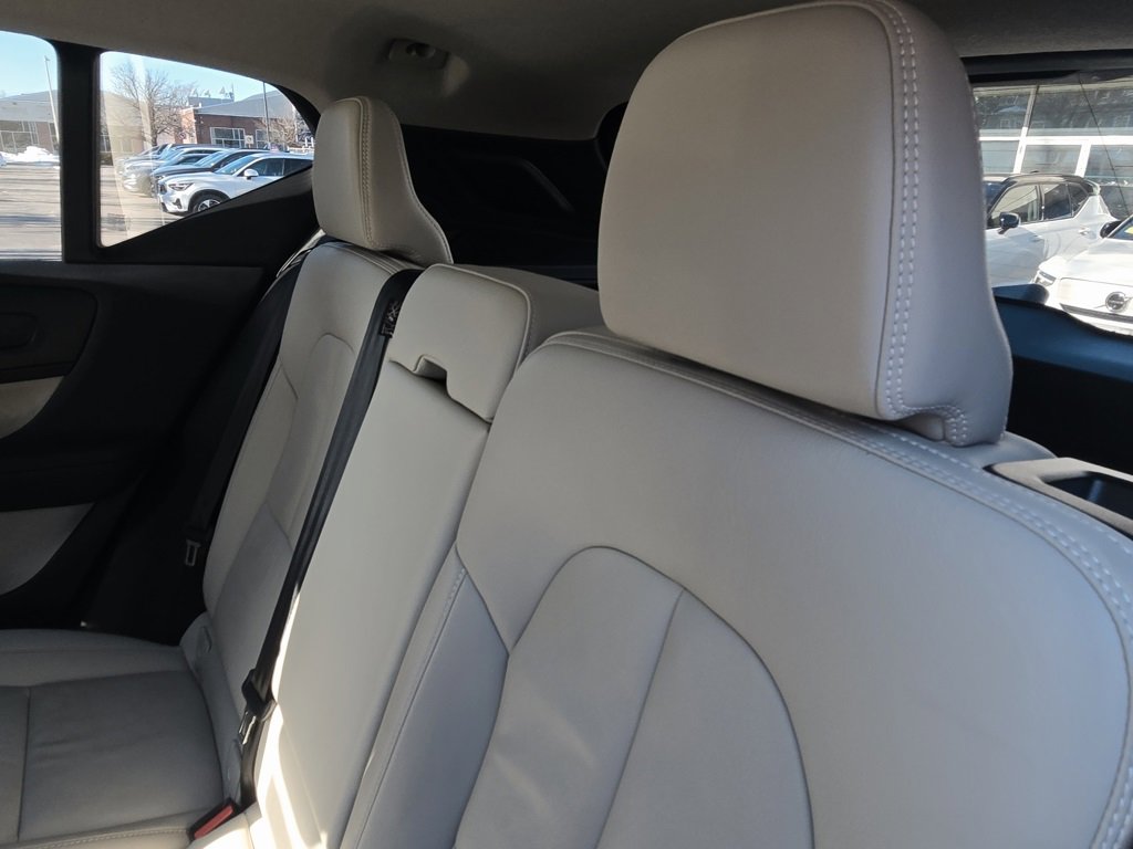 Certified 2023 Volvo XC40 B5 Plus w/ Driver Assist Package image 11