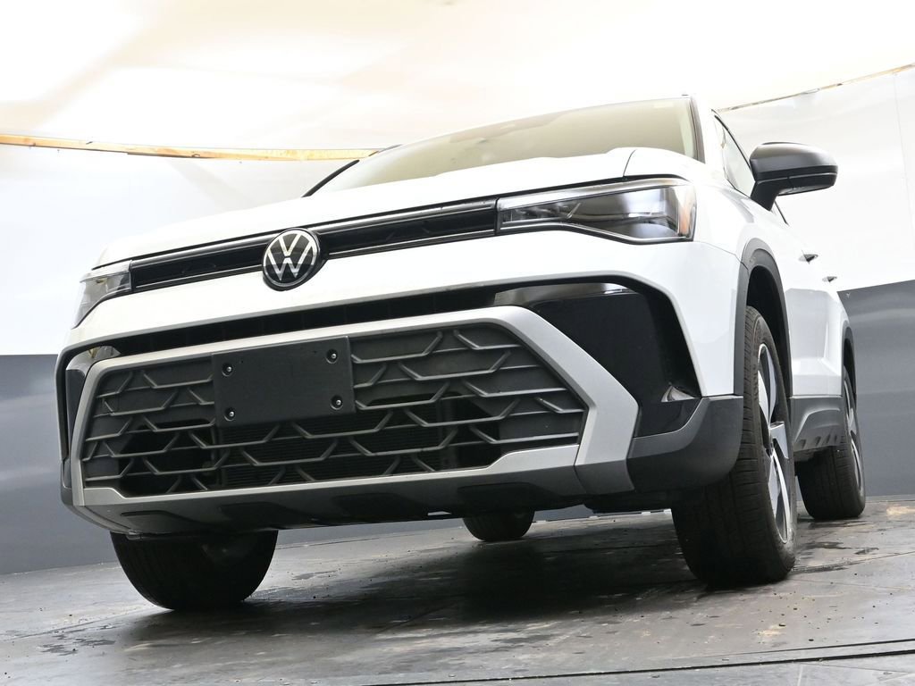 Used 2025 Volkswagen Taos S image 38