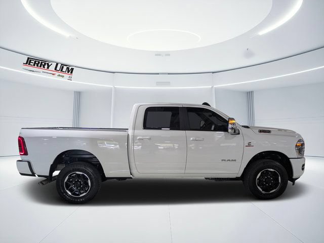 Used 2025 RAM 2500 Laramie AWD/4WD image 2