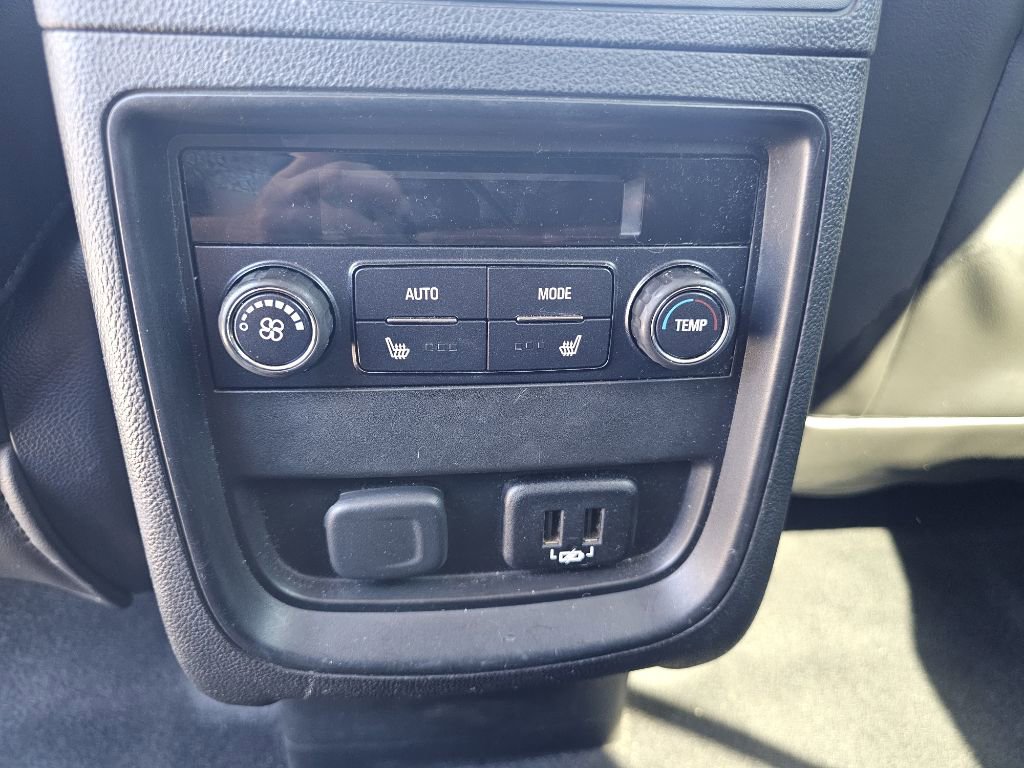 Used 2017 Buick Envision Essence image 74