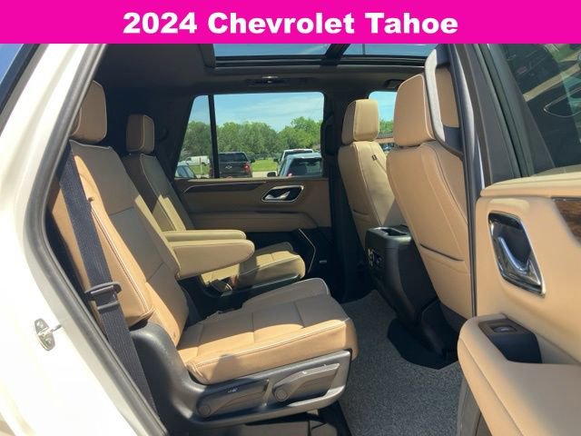 Used 2024 Chevrolet Tahoe Premier w/ Premium Package AWD/4WD image 12