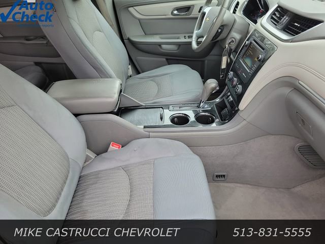 Used 2015 Chevrolet Traverse LT w/ Style and Technology Package image 24
