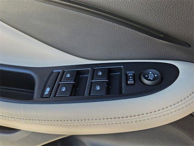 Used 2020 Buick Envision Essence w/ LPO, Cargo Package image 18
