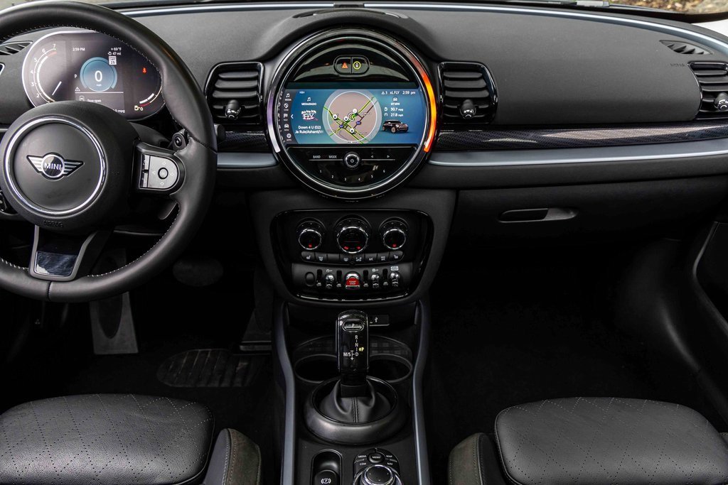 Used 2024 MINI Cooper Clubman S w/ Signature Upholstery Package image 7