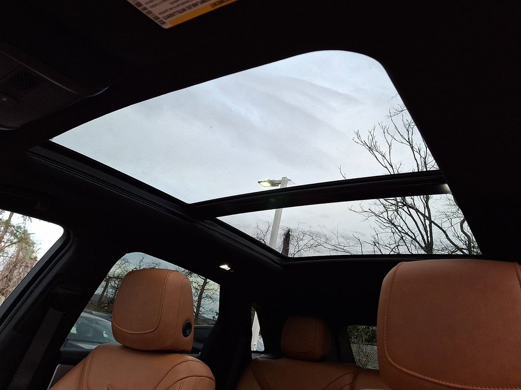 Used 2020 Cadillac XT5 Premium Luxury image 11