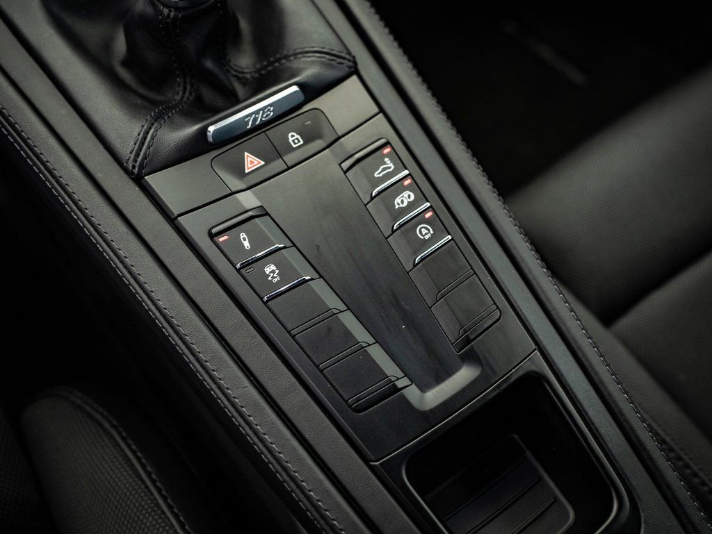 Certified 2023 Porsche 718 Cayman image 33