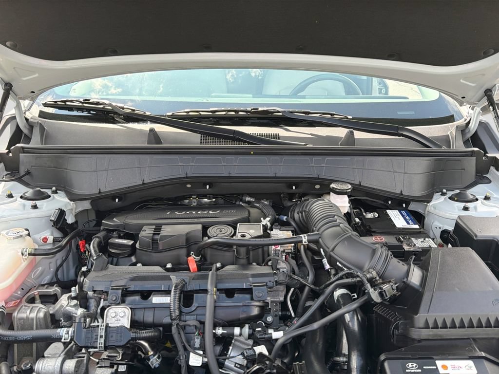 Certified 2024 Hyundai Kona Limited AWD/4WD image 15