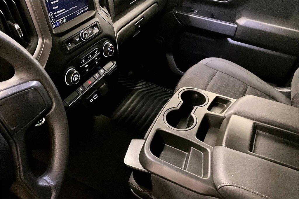 Used 2024 Chevrolet Silverado 2500 Custom image 19